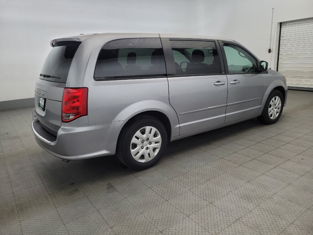 2013 Dodge Grand Caravan in Plymouth Meeting, PA 19462 - 18095574 10