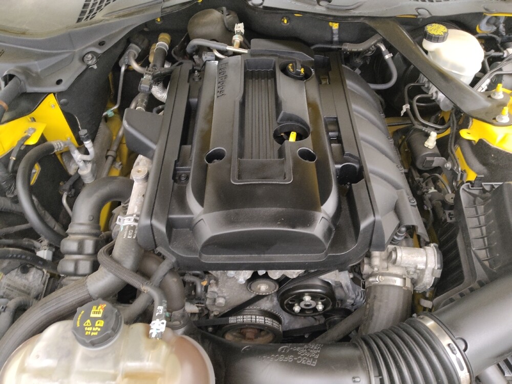 2016 Ford Mustang in Wichita, KS 67207 - 18095581 30