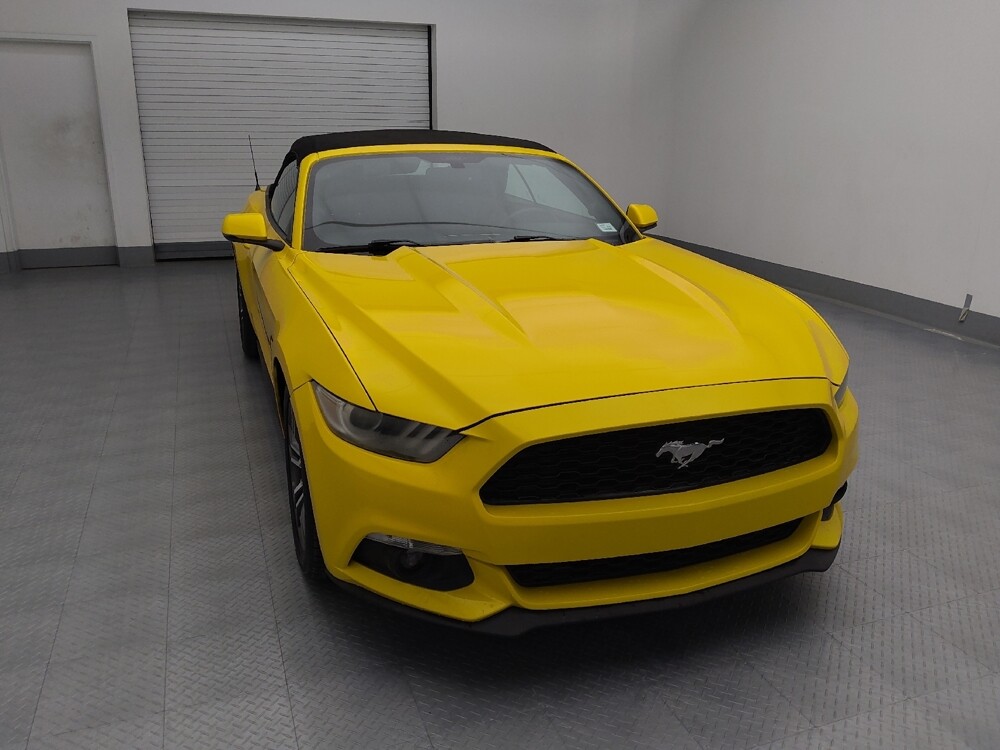 2016 Ford Mustang in Wichita, KS 67207 - 18095581 14