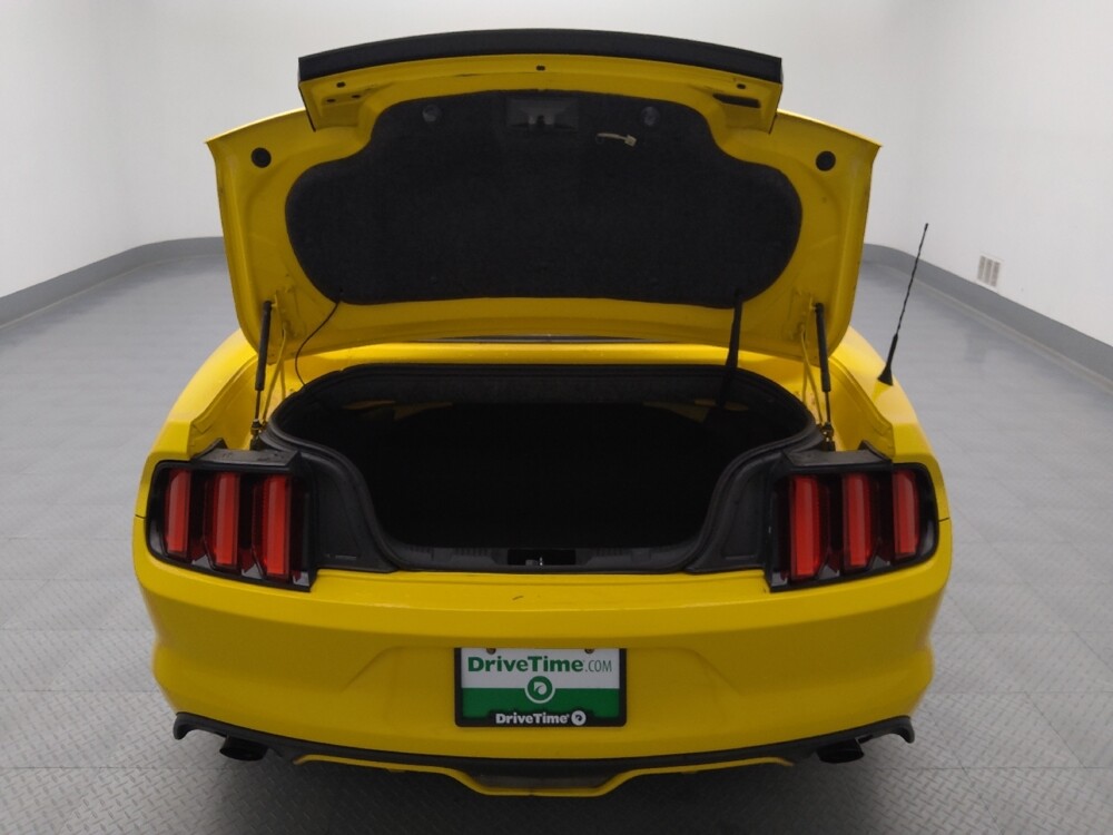 2016 Ford Mustang in Wichita, KS 67207 - 18095581 29