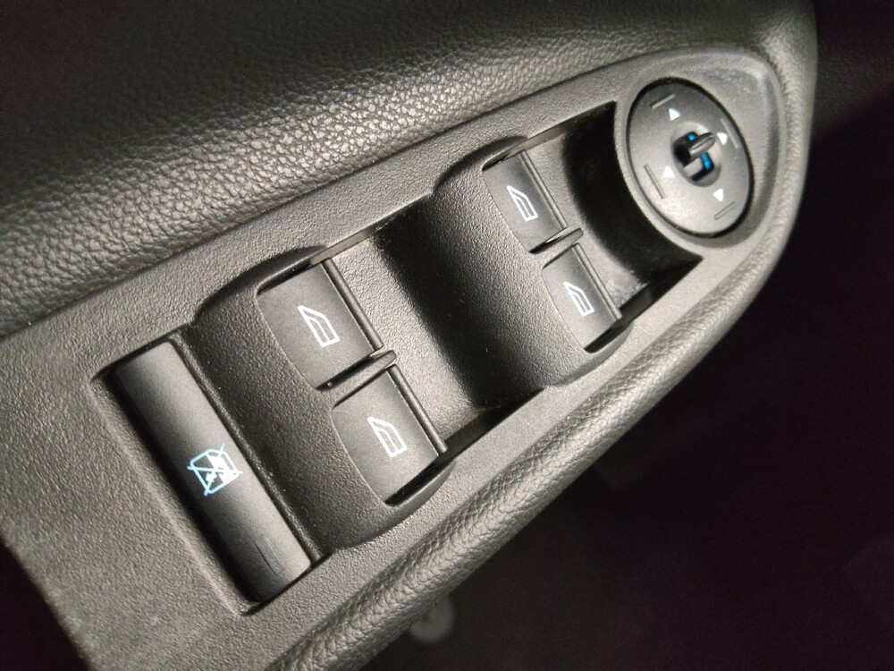 2015 Ford Escape in Independence, MO 64055 - 18095584 27