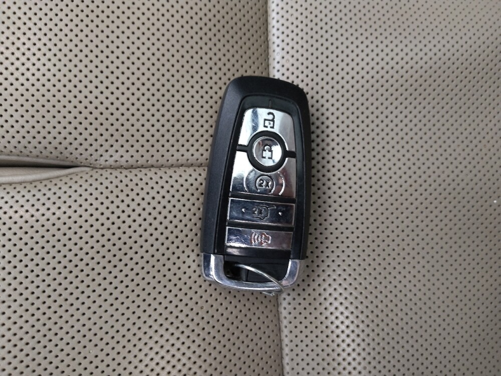 2022 Lincoln Aviator in Springfield, MO 65807 - 18095585 32