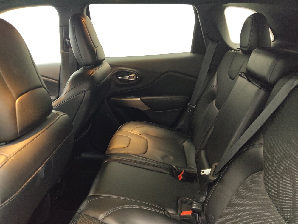 2019 Jeep Cherokee in Des Moines, IA 50310 - 18095589 18