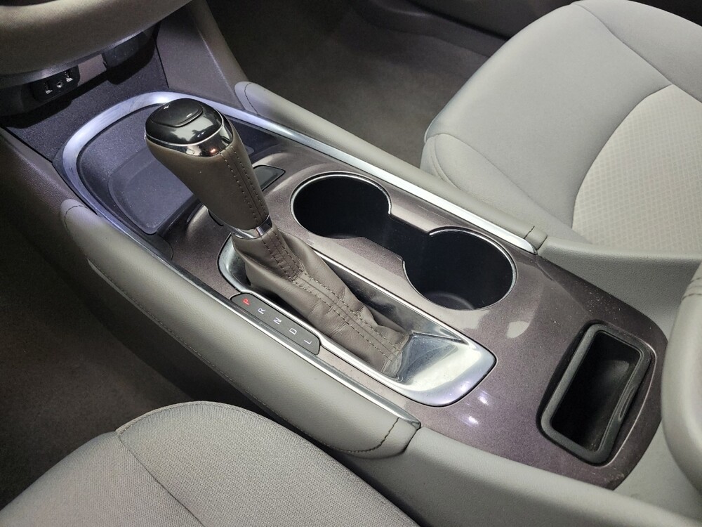 2018 Chevrolet Malibu in Madison, TN 37115 - 18095595 26