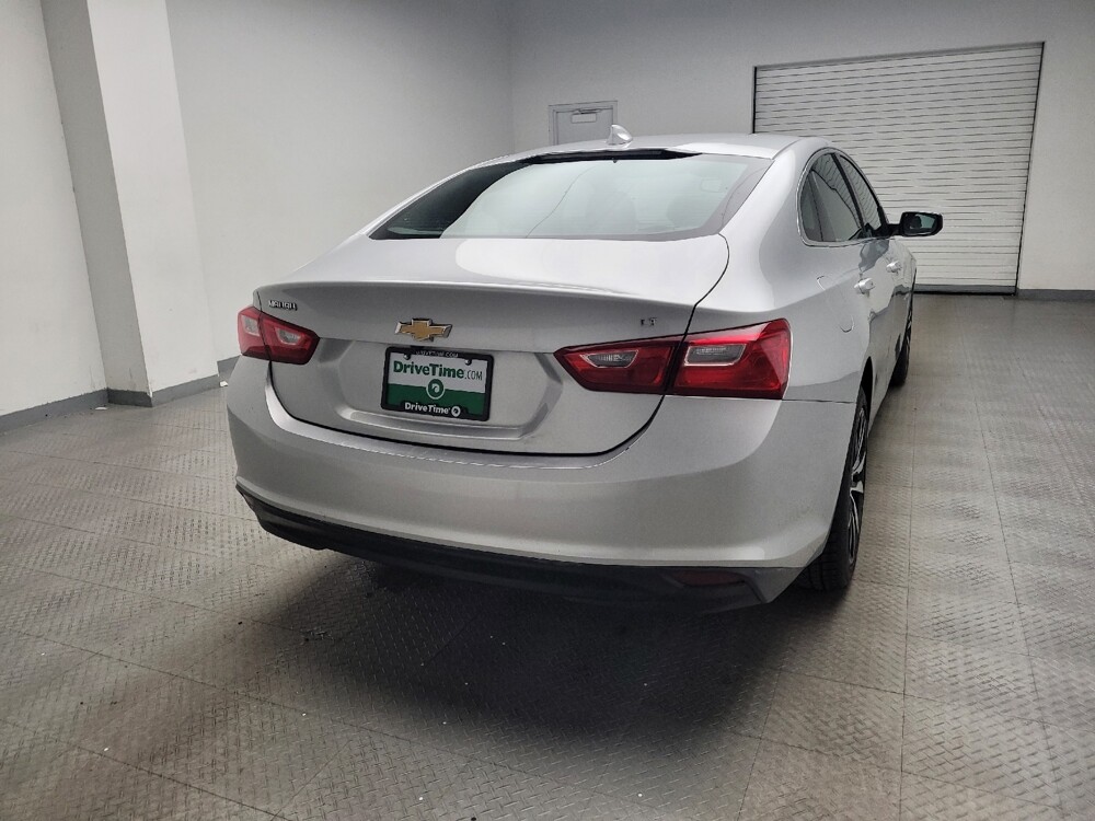 2018 Chevrolet Malibu in Madison, TN 37115 - 18095595 7