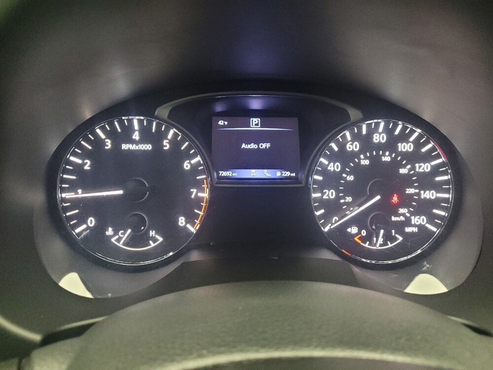 2017 Nissan Altima in Madison, TN 37115 - 18095596 23