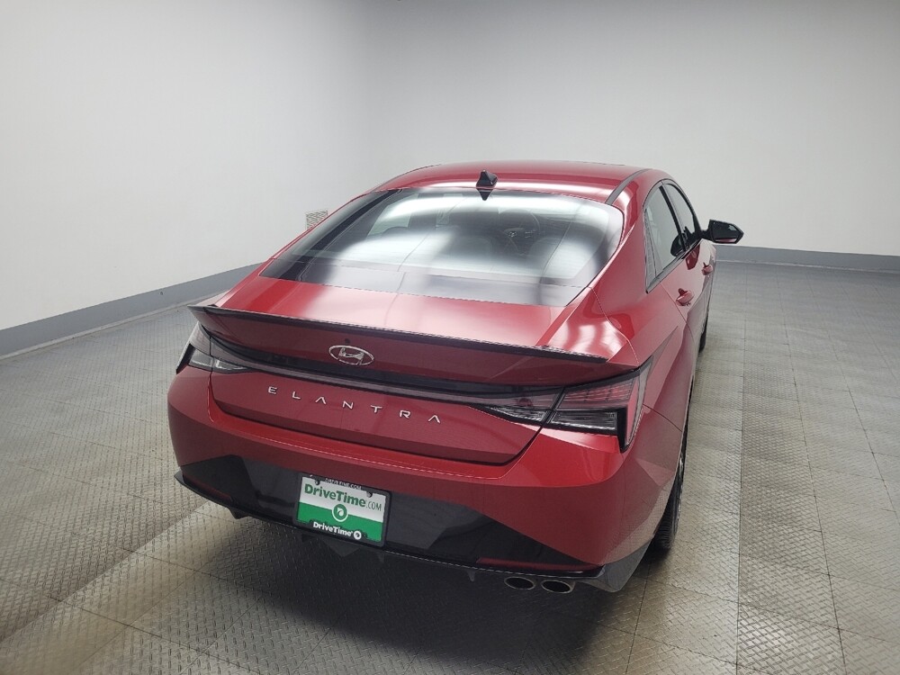 2022 Hyundai Elantra in Indianapolis, IN 46219 - 18095600 7