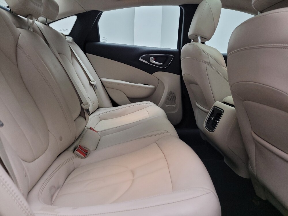 2015 Chrysler 200 in Madison, TN 37115 - 18095605 19