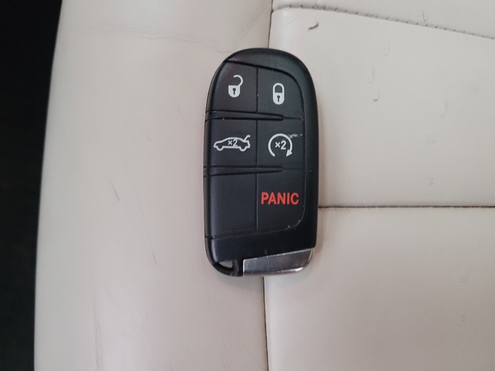 2015 Chrysler 200 in Madison, TN 37115 - 18095605 32