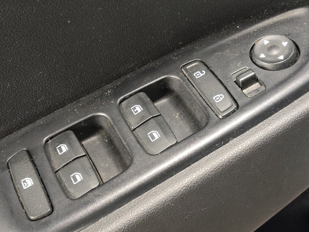 2021 Hyundai Venue in Winston-Salem, NC 27103 - 18095609 27