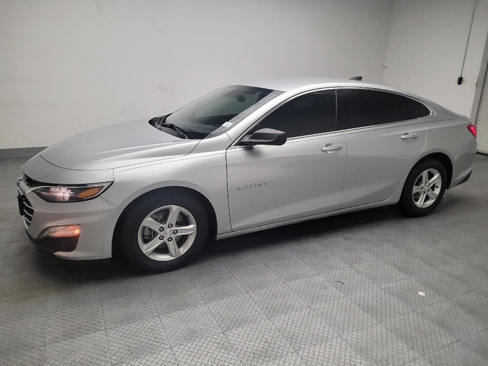 2020 Chevrolet Malibu in Fresno, CA 93726 - 18095612 2
