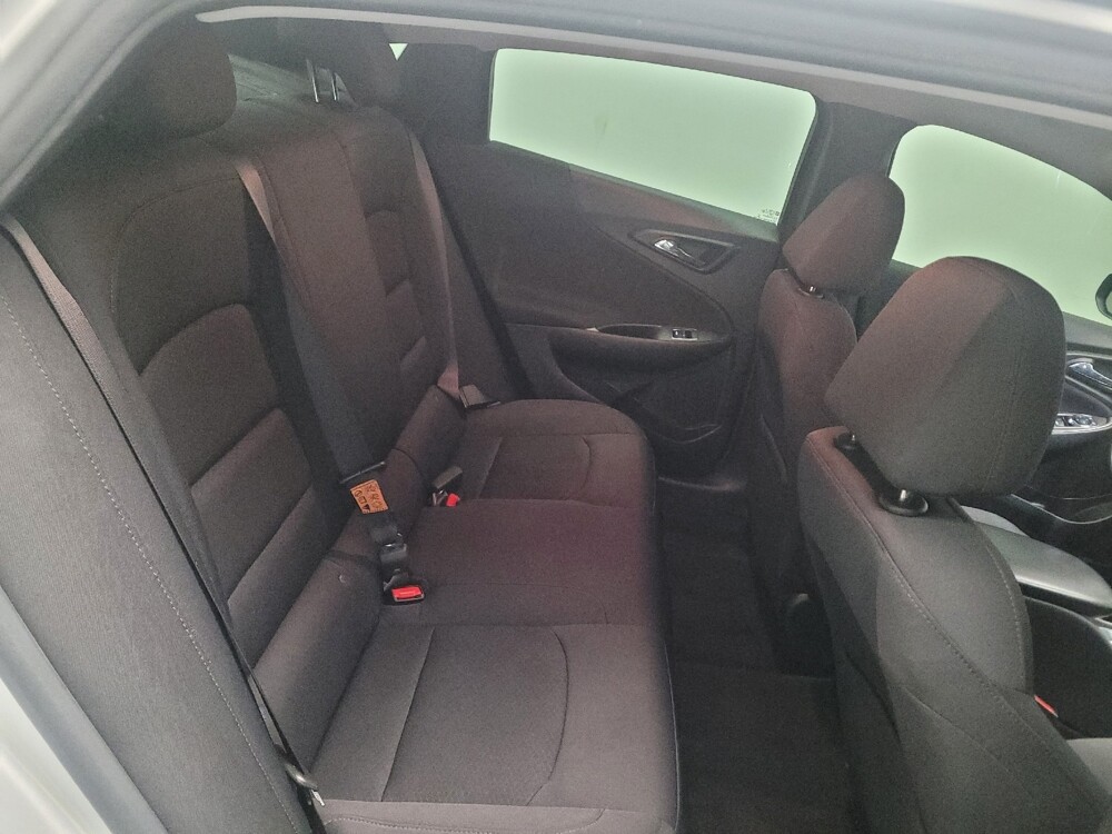 2020 Chevrolet Malibu in Fresno, CA 93726 - 18095612 19