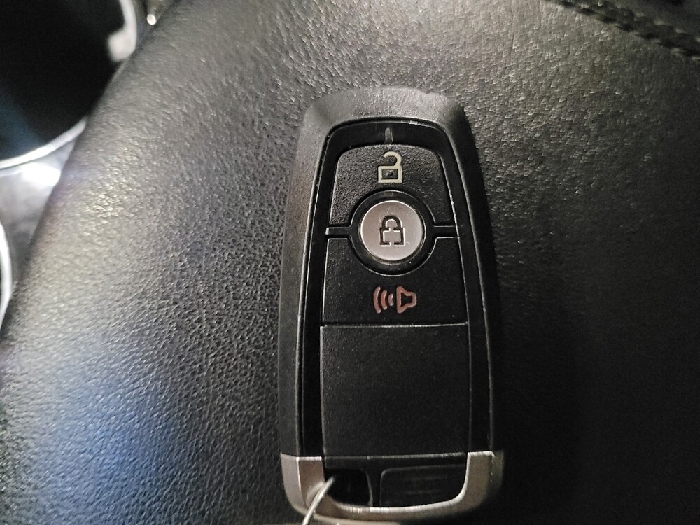 2017 Ford Edge in Pittsburgh, PA 15236 - 18095620 32