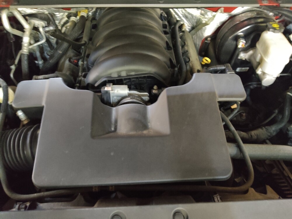 2015 Chevrolet Tahoe in Greenville, SC 29607 - 18095622 30