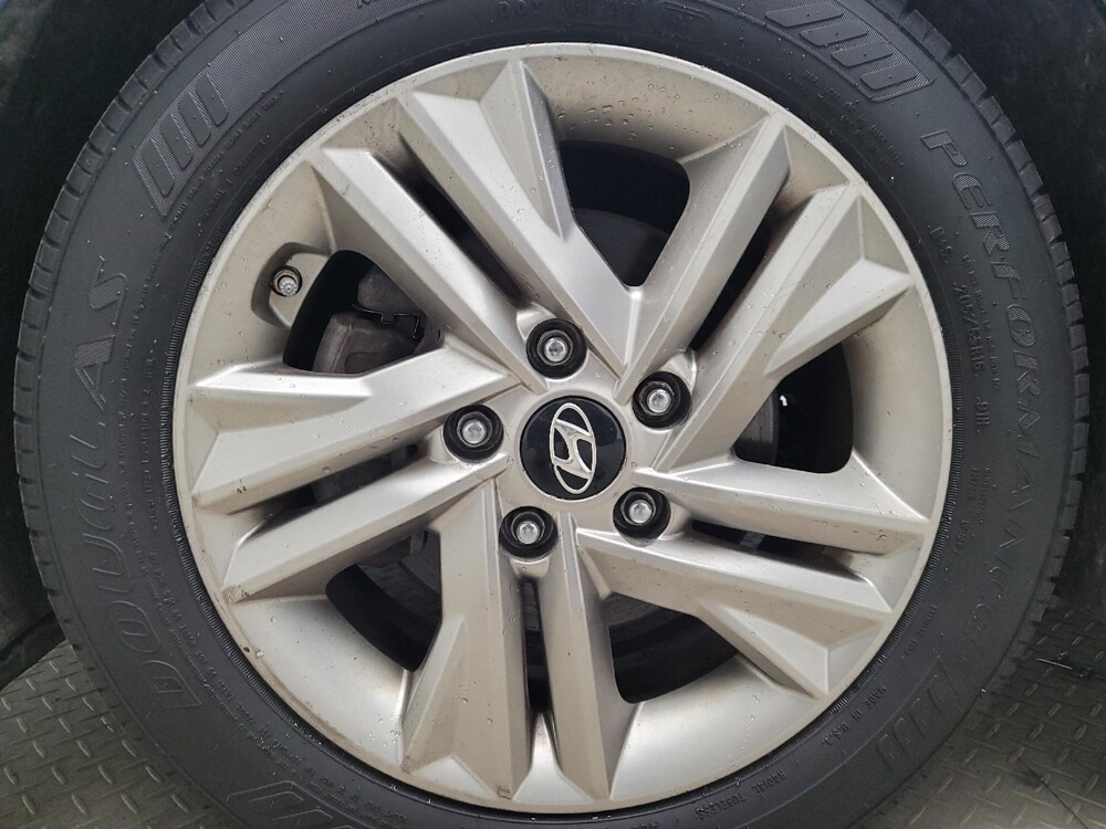 2019 Hyundai Elantra in Madison, TN 37115 - 18095624 31