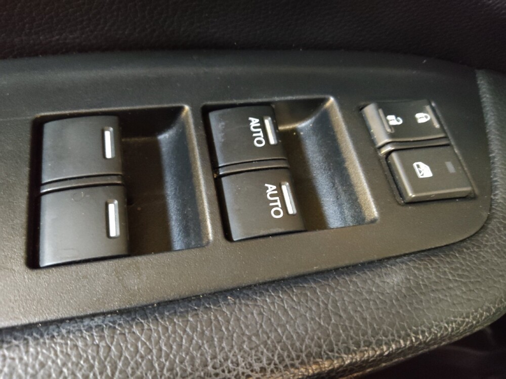 2018 Honda Pilot in Wilmington, NC 28405 - 18095625 27