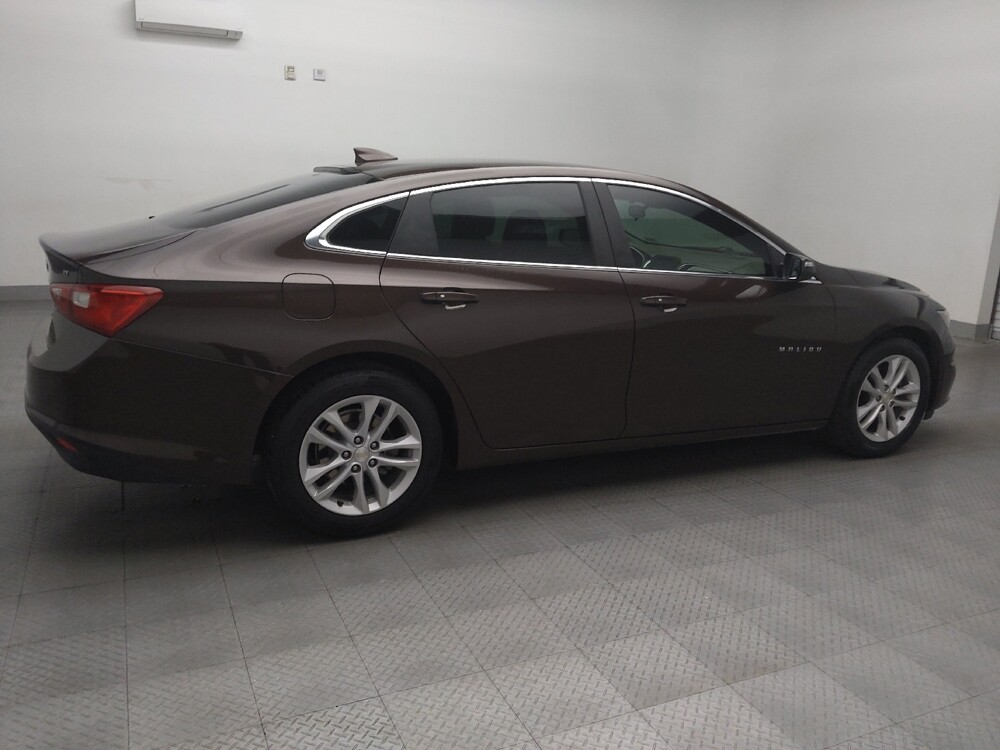 2016 Chevrolet Malibu in Temple, TX 76502 - 18095629 10