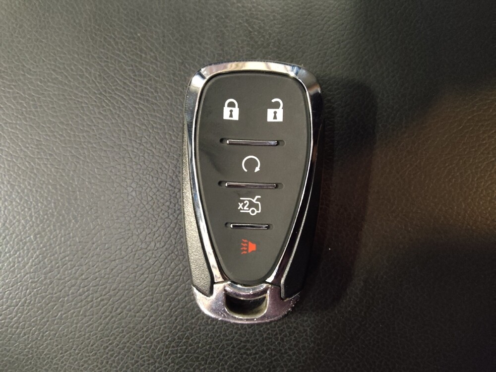 2018 Chevrolet Malibu in Hialeah, FL 33014 - 18095630 32