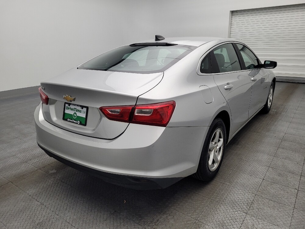 2018 Chevrolet Malibu in Hialeah, FL 33014 - 18095630 9