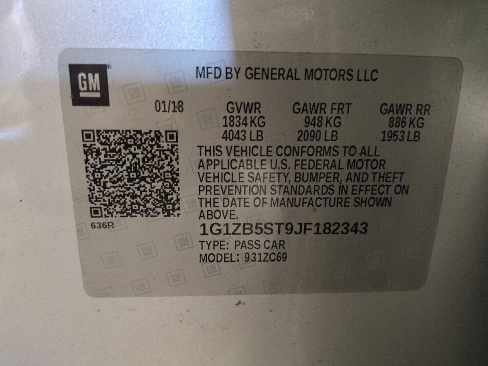 2018 Chevrolet Malibu in Hialeah, FL 33014 - 18095630 33