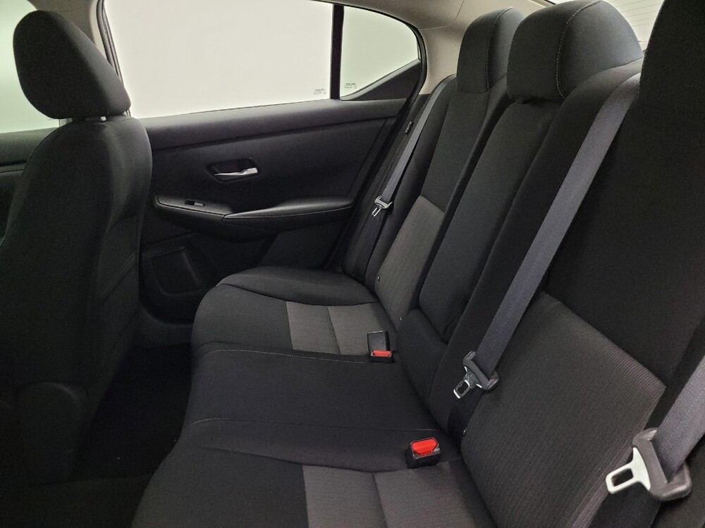 2021 Nissan Sentra in Glendale, AZ 85301 - 18095631 18