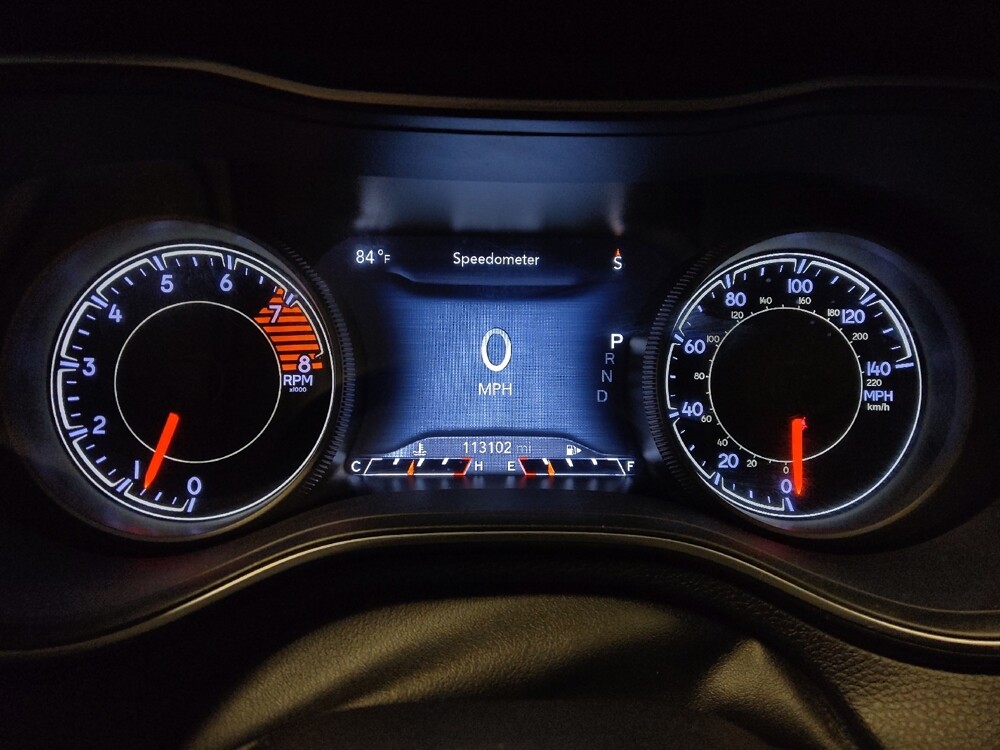 2019 Jeep Cherokee in Glendale, AZ 85301 - 18095632 23