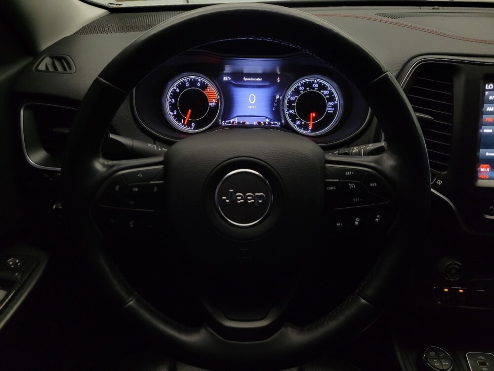 2019 Jeep Cherokee in Glendale, AZ 85301 - 18095632 22