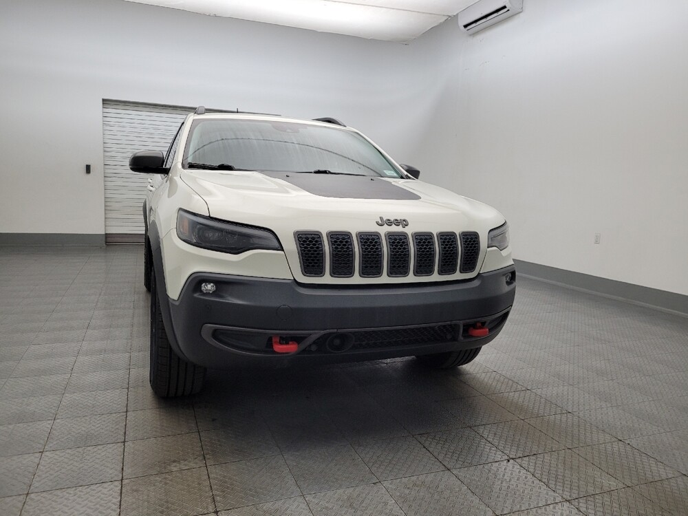 2019 Jeep Cherokee in Glendale, AZ 85301 - 18095632 14