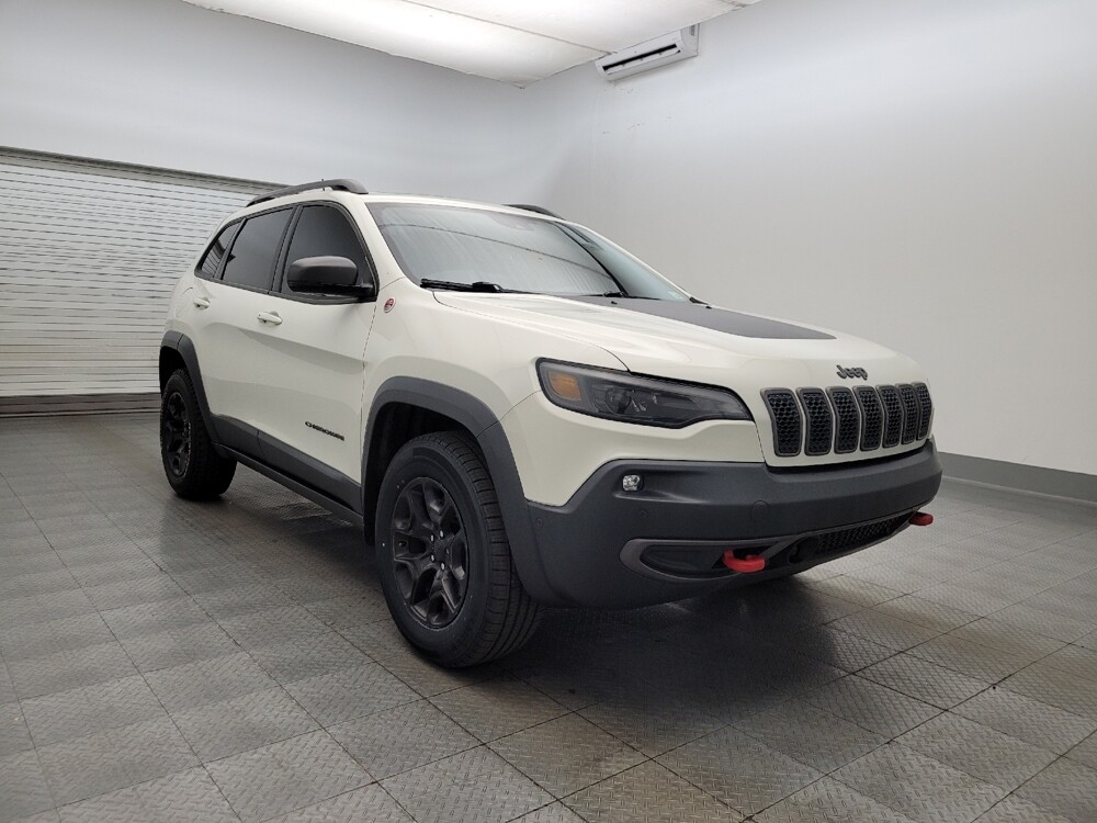 2019 Jeep Cherokee in Glendale, AZ 85301 - 18095632 13