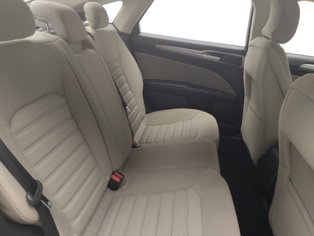 2018 Ford Fusion in Union City, GA 30291 - 18095634 19