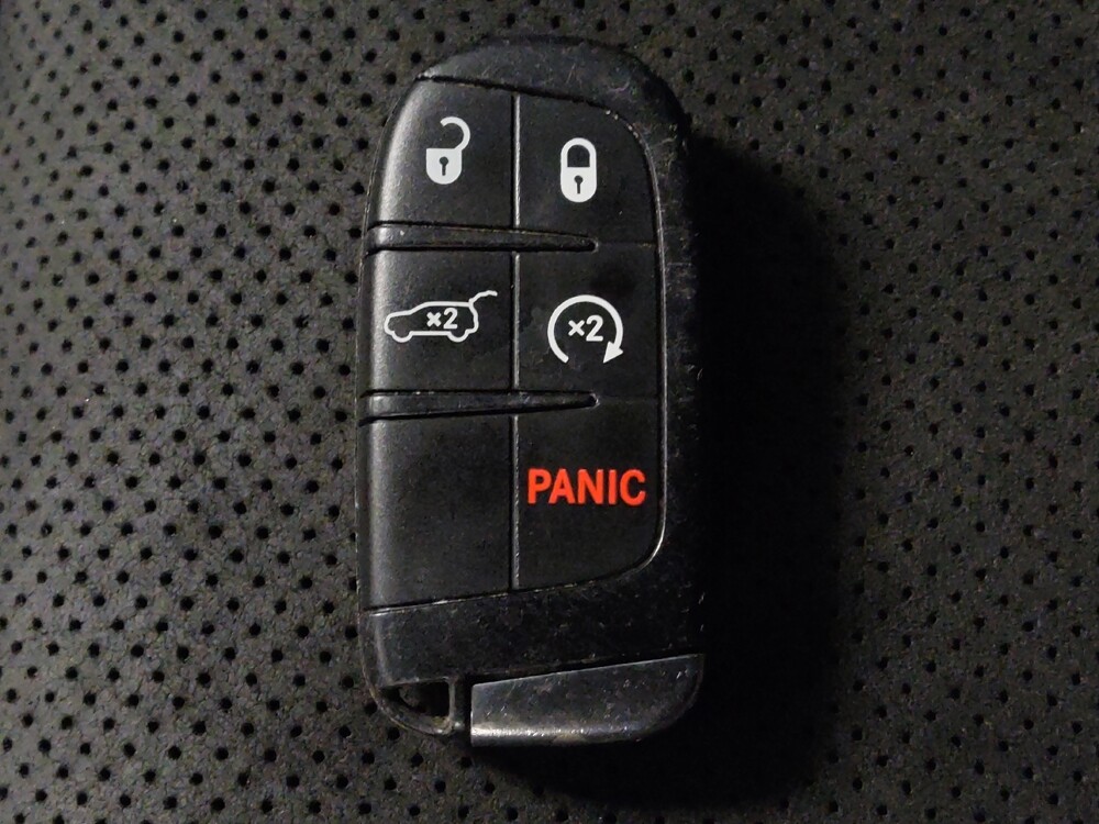 2019 Jeep Grand Cherokee in Houston, TX 77034 - 18095636 32