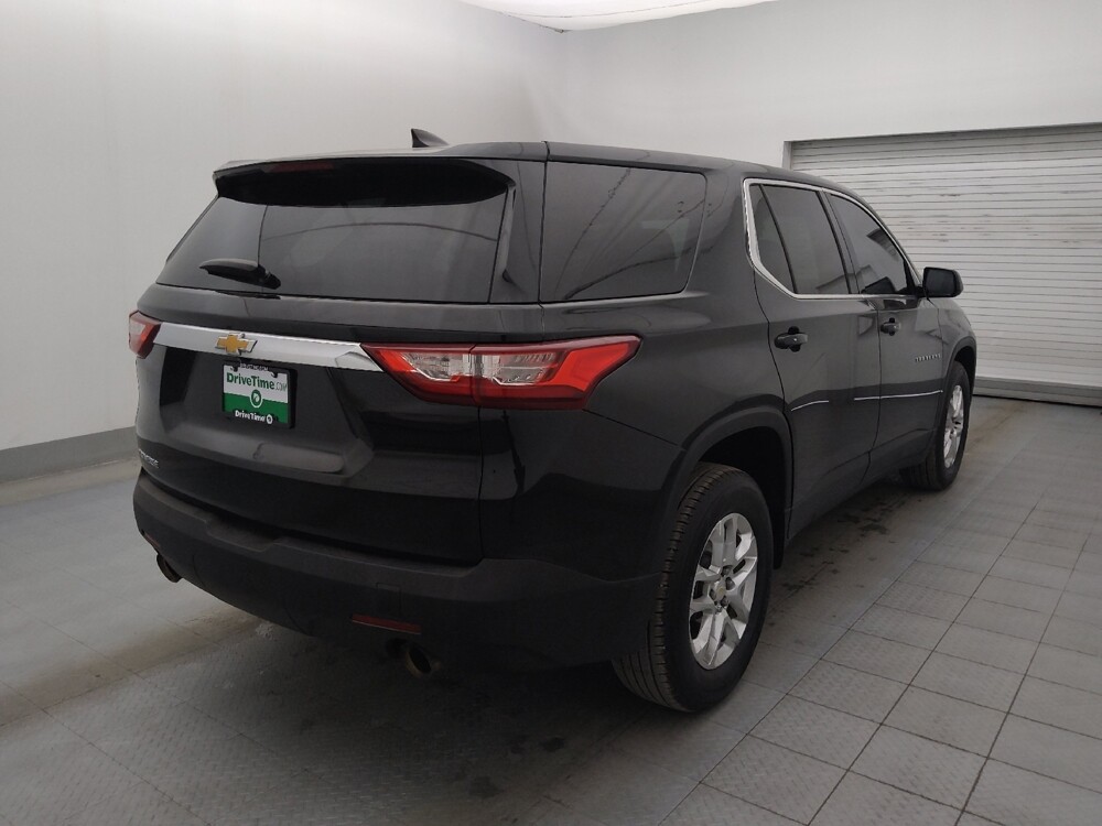 2020 Chevrolet Traverse in Bradenton, FL 34207 - 18095642 9