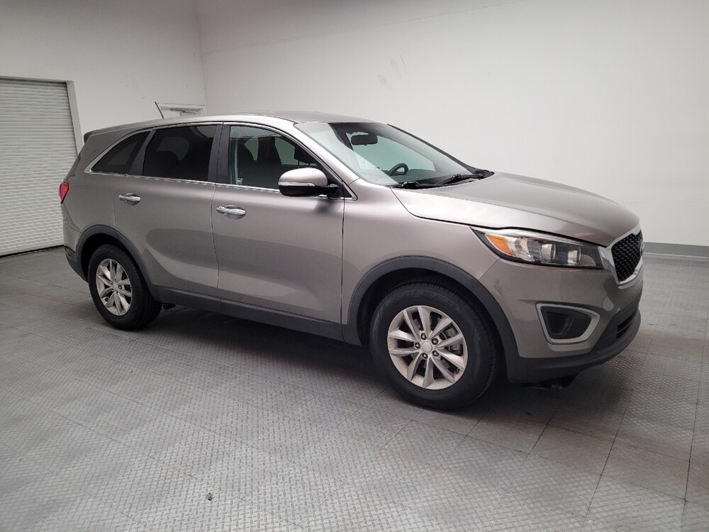 2017 Kia Sorento in Riverside, CA 92504 - 18095643 11