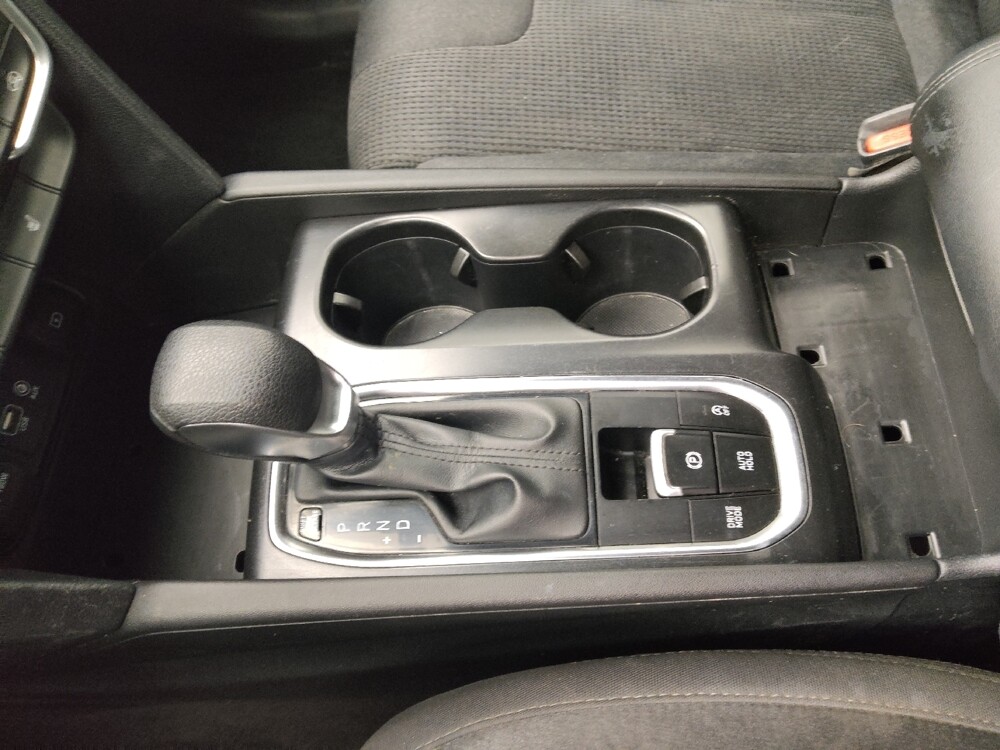 2020 Hyundai Santa Fe in Springfield, MO 65807 - 18095644 26