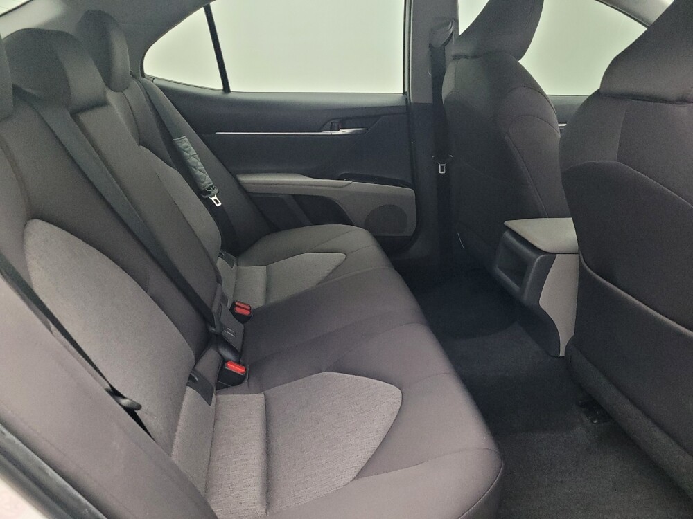 2018 Toyota Camry in Jacksonville, FL 32210 - 18095645 19