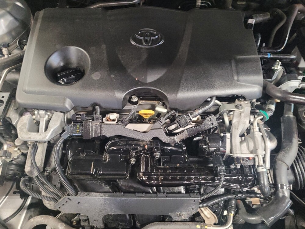 2018 Toyota Camry in Jacksonville, FL 32210 - 18095645 30