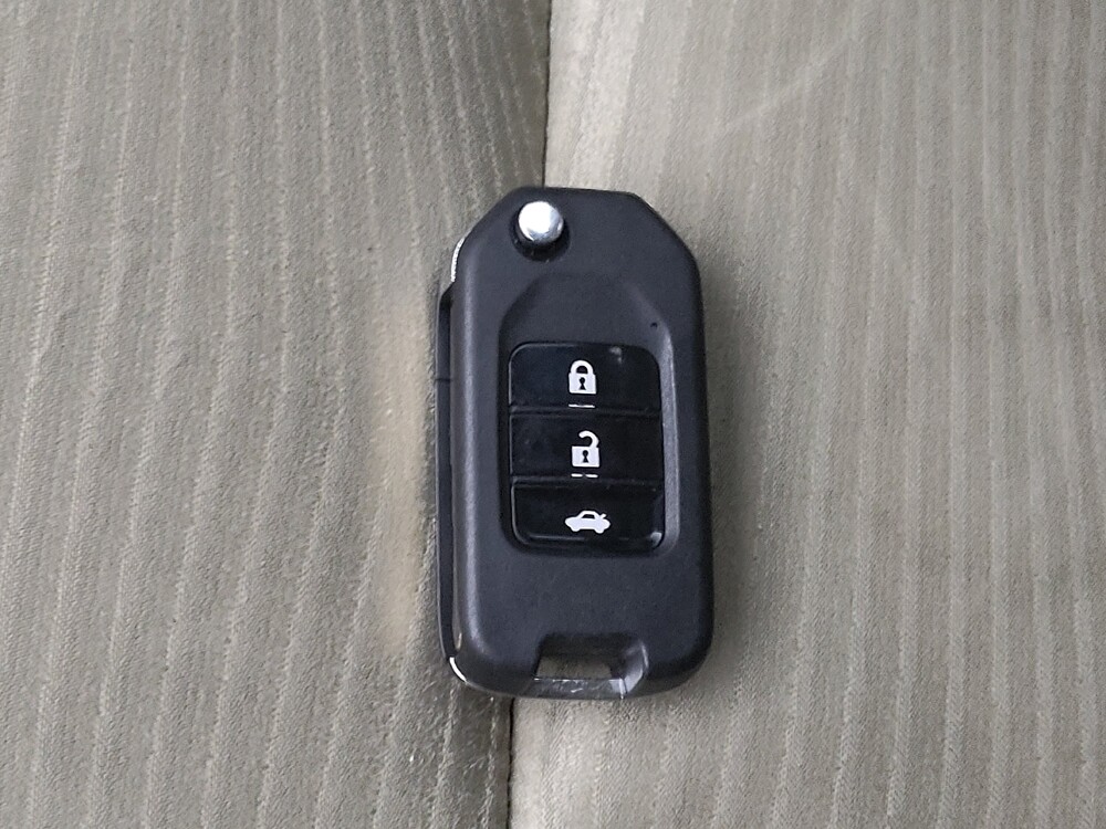 2016 Honda Accord in Raleigh, NC 27604 - 18095646 32