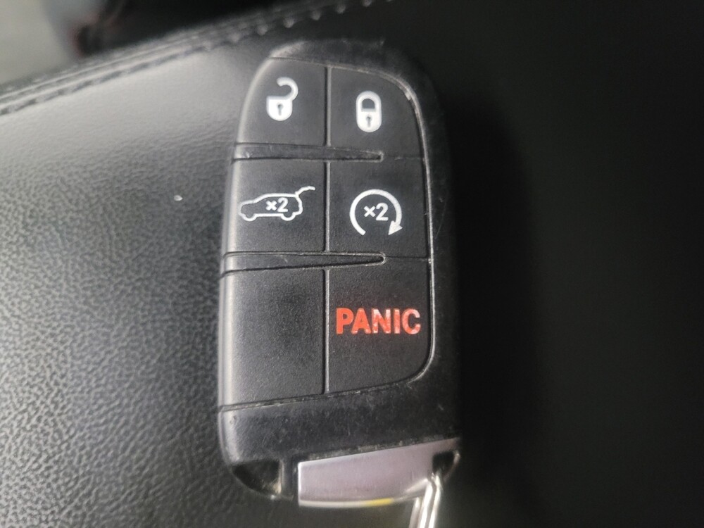 2018 Jeep Grand Cherokee in Mishawaka, IN 46545 - 18095650 32