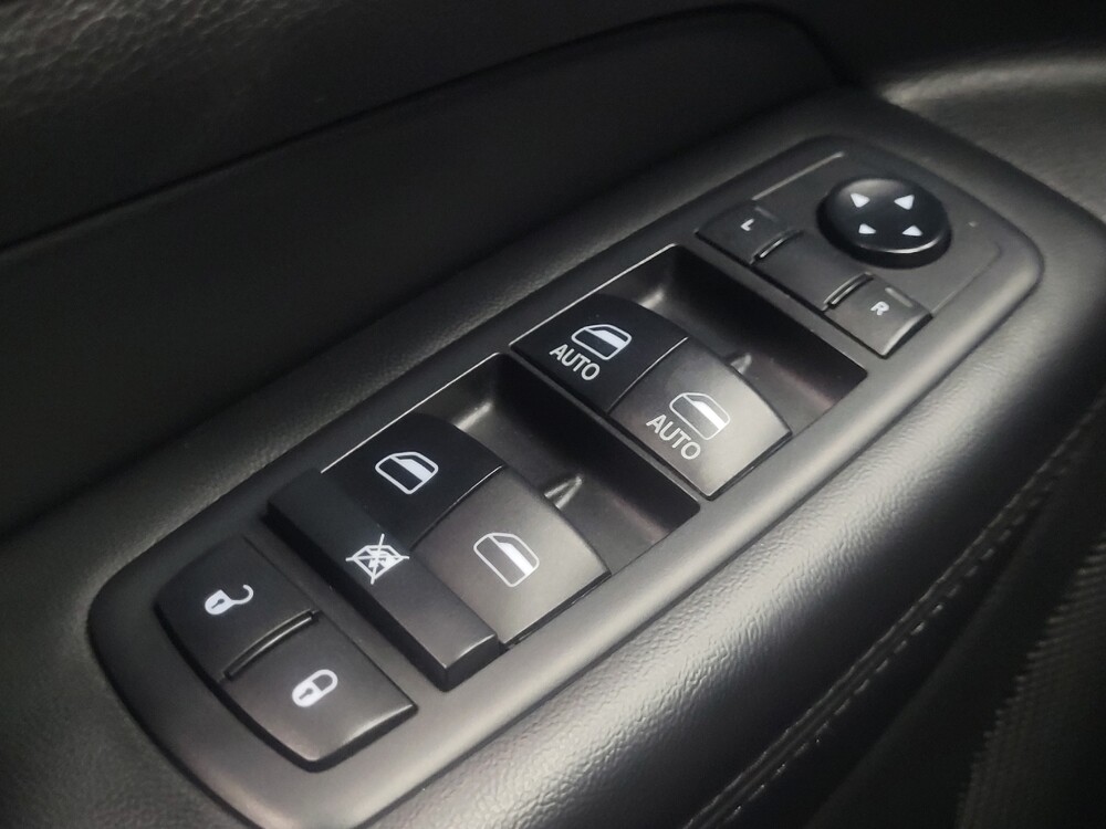 2018 Jeep Grand Cherokee in Mishawaka, IN 46545 - 18095650 27