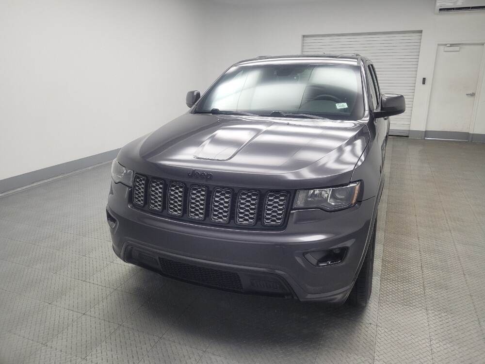 2018 Jeep Grand Cherokee in Mishawaka, IN 46545 - 18095650 15