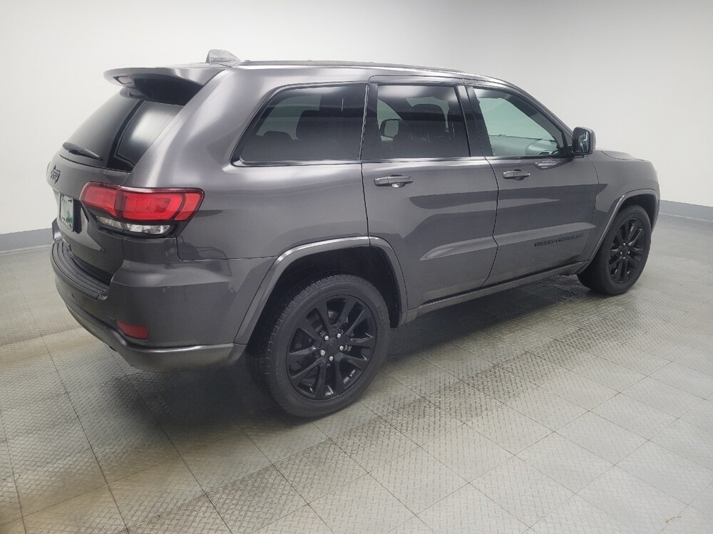 2018 Jeep Grand Cherokee in Mishawaka, IN 46545 - 18095650 10