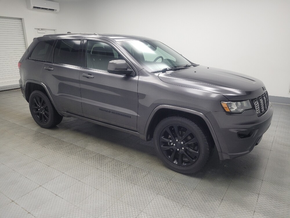 2018 Jeep Grand Cherokee in Mishawaka, IN 46545 - 18095650 11