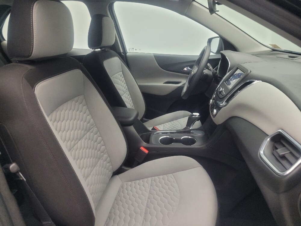 2020 Chevrolet Equinox in Indianapolis, IN 46222 - 18095651 21