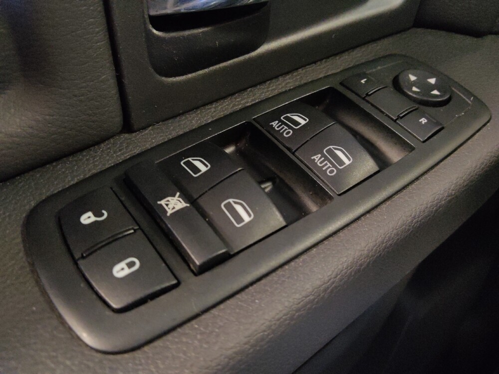 2012 RAM 1500 in Glendale, AZ 85301 - 18095652 27