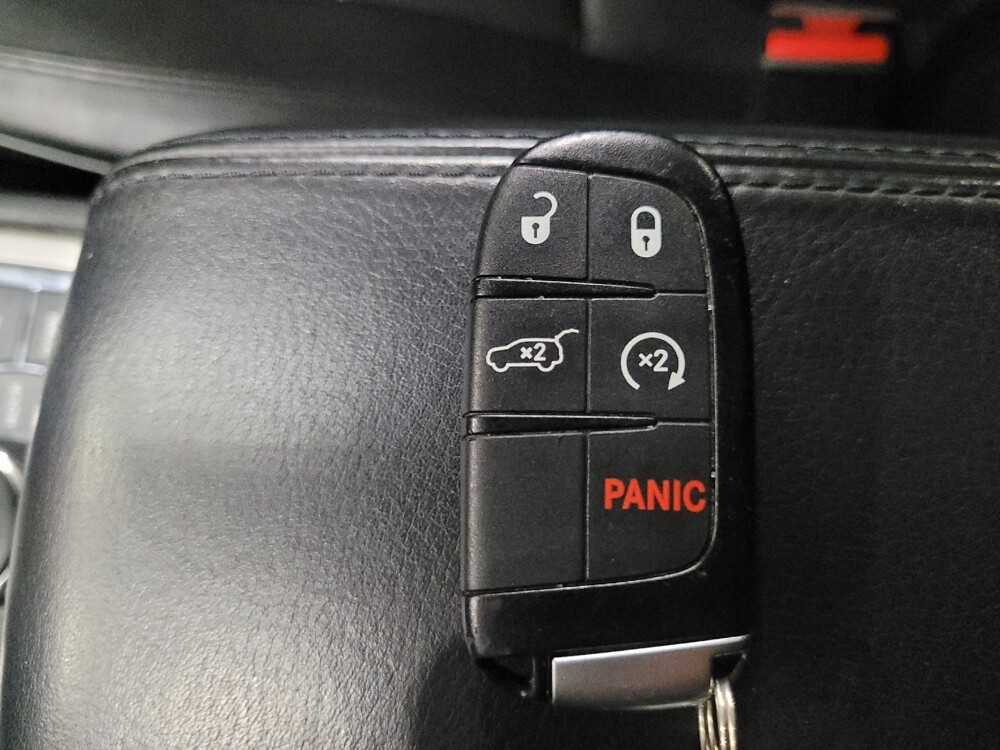 2016 Jeep Grand Cherokee in Pittsburgh, PA 15236 - 18095655 32