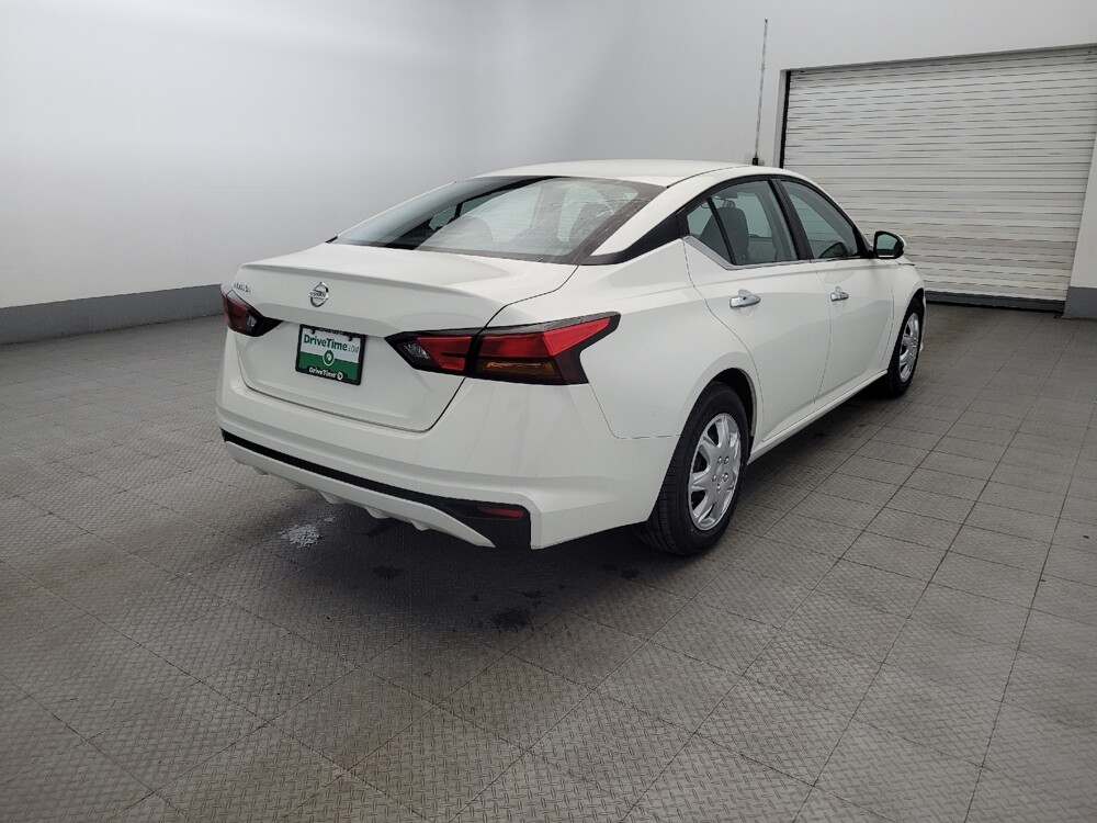 2021 Nissan Altima in Pittsburgh, PA 15236 - 18095657 9