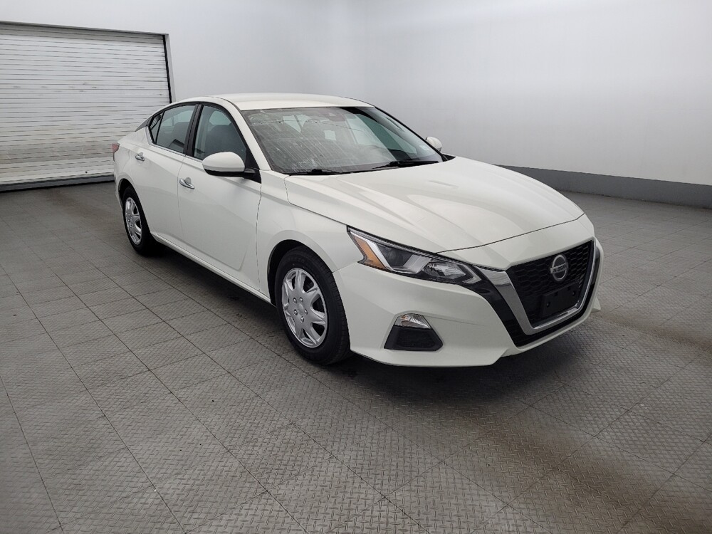 2021 Nissan Altima in Pittsburgh, PA 15236 - 18095657 13