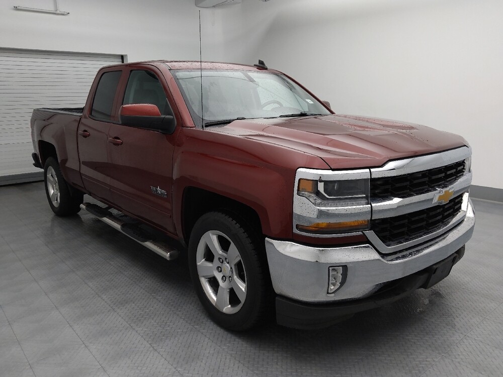 2016 Chevrolet Silverado 1500 in Wichita, KS 67207 - 18095659 13
