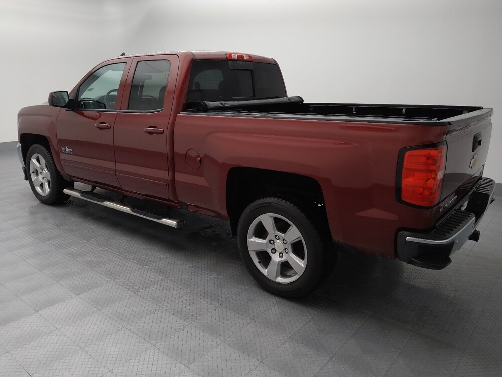 2016 Chevrolet Silverado 1500 in Wichita, KS 67207 - 18095659 3