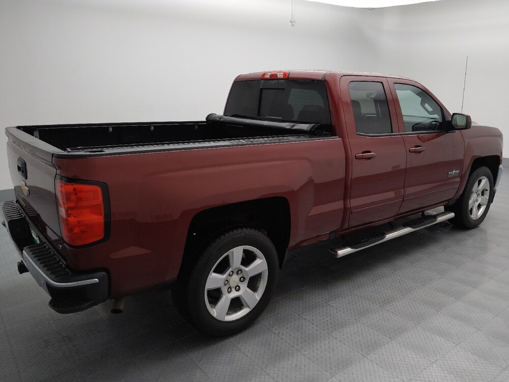 2016 Chevrolet Silverado 1500 in Wichita, KS 67207 - 18095659 10